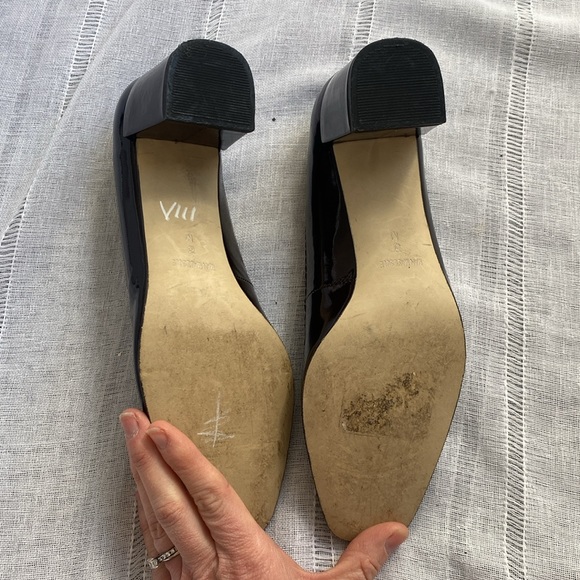 Ditto by Vaneli chocolate brown pumps block heels. - Picture 12 of 12